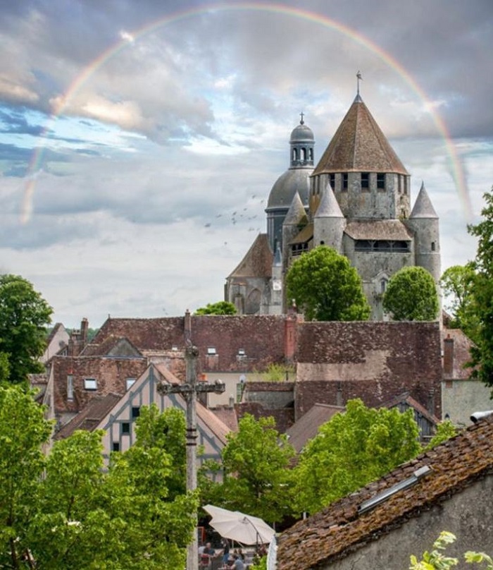 Provins là một trong những thị trấn cổ đẹp nhất của Pháp sở hữu nhiều di sản thế giới được UNESCO công nhận. Ảnh: @guillaumedelaubier
